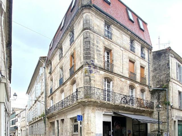 Vente Studio 2 pièces 35 m2 Angouleme
