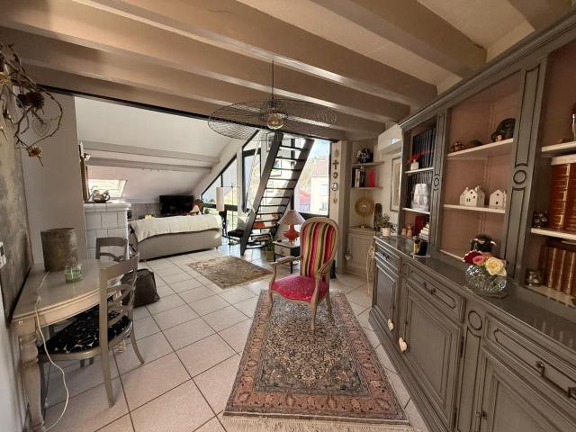 Vente, superbe appartement T4, 1er étage avec terrasse, BAVANS 25