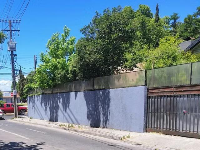 Vento casa, sector población Iansa, ideal para proyecto comercial | 5 Dormitorios por 6150.00 en Curicó