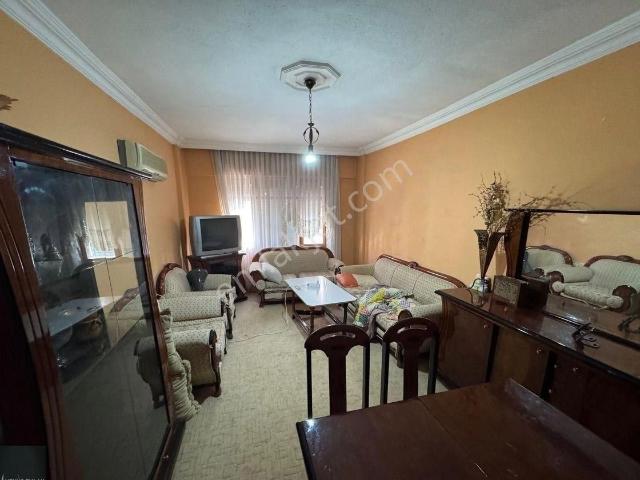Venüs Emlak Demre’den Çarşı Merkezde 2+1 Satılık Daire