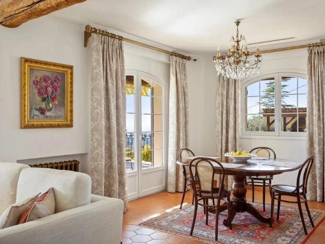 VENCE BASTIDE PROVENCALE DE CHARME VUE PANORAMIQUE
