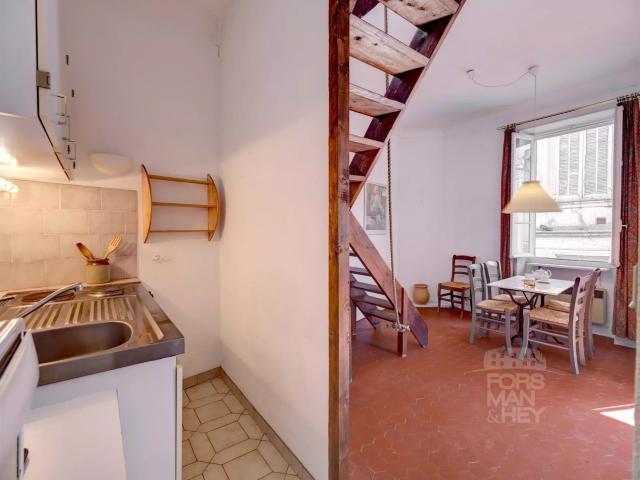 Vence: Charme et authenticité au cœur de la vieille ville 31m² Vence