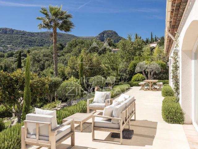 Vence – Élégante villa provençale 270m² Vence