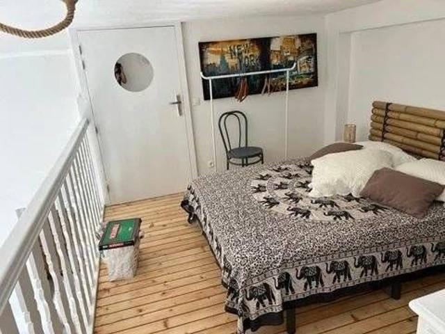 VENCE Studio meublé de 40m2 avec terrasse et parking
