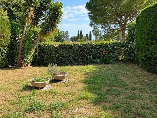 Vence superbe appartement avec jardin privatif 57m² Vence