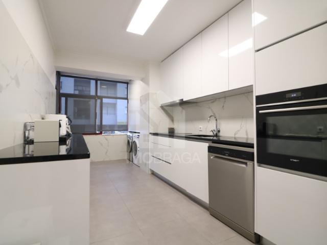VENDA | APARTAMENTO T3 REMODELADO | S. VÍTOR, BRAGA