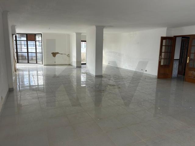 VENDA Apartamento T5 Duplex, Mem Martins