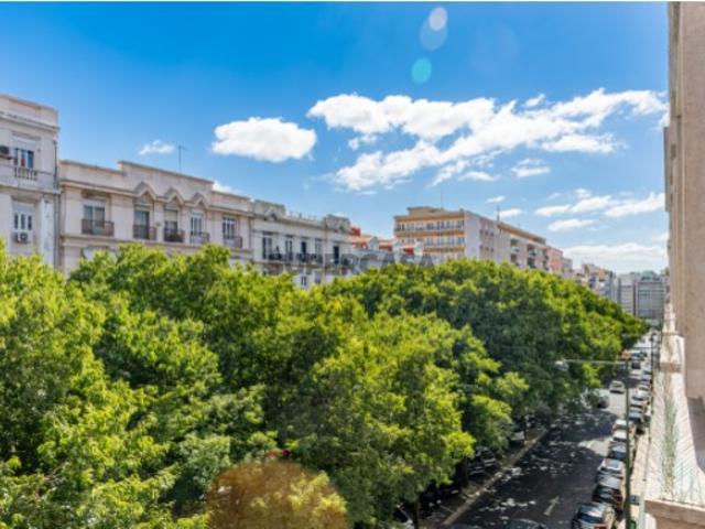 Venda Apartamento, António Augusto Aguiar, Investimento, 2 quartos, mobilado
