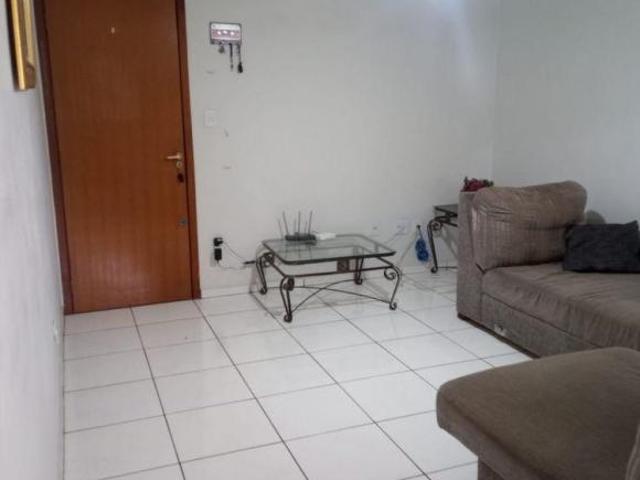 VENDA | Apartamento, com 3 dormitórios em Centro, Marialva