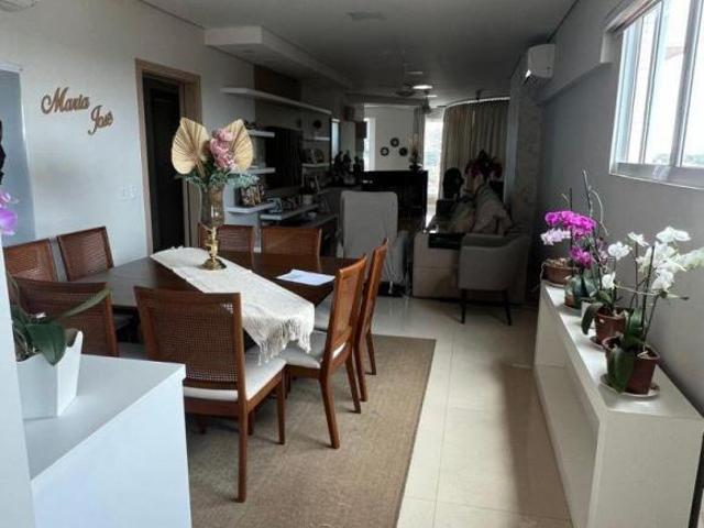 VENDA | Apartamento, com 3 dormitórios em Centro, Paranavaí