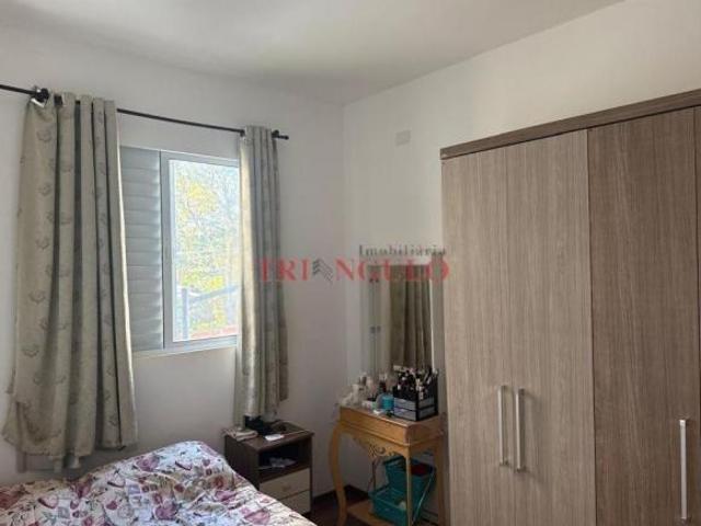 VENDA | Apartamento, com 2 dormitórios em ZONA V, UMUARAMA