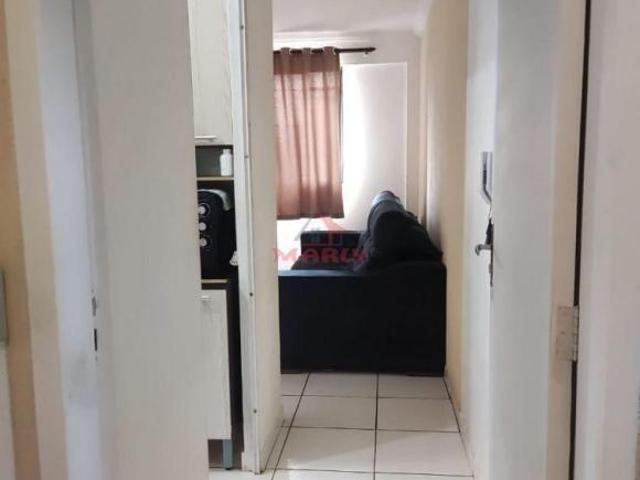 VENDA | Apartamento, com 2 dormitórios em Conjunto Residencial Dona Angelina Iguatemi, Maringá