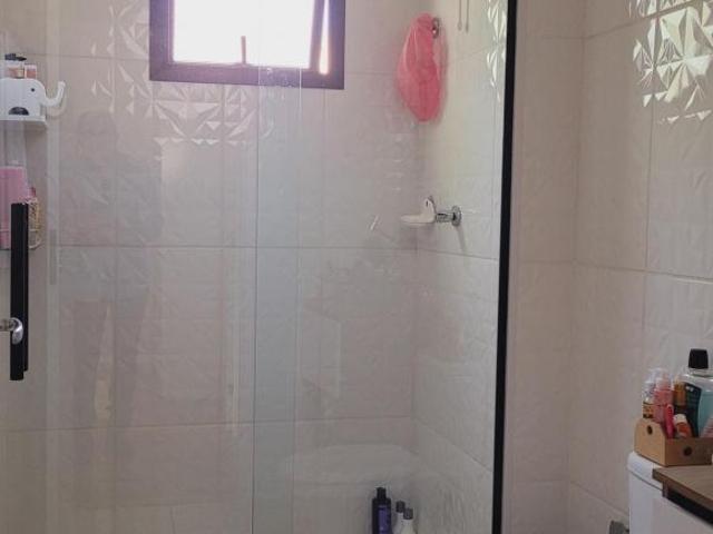 VENDA | Apartamento, com 2 dormitórios em Jardim Alvorada, Maringá