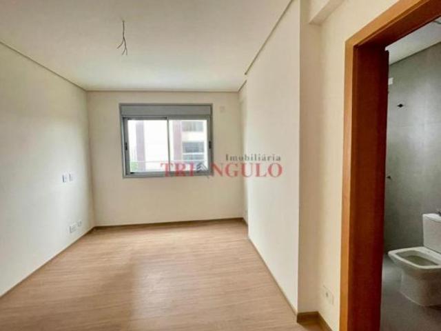 VENDA | Apartamento, com 4 dormitórios em ZONA II, UMUARAMA