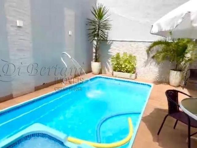 Venda Casa alto padrão no bairro Jd. da Serra 4 suítes Jundiaí/SP