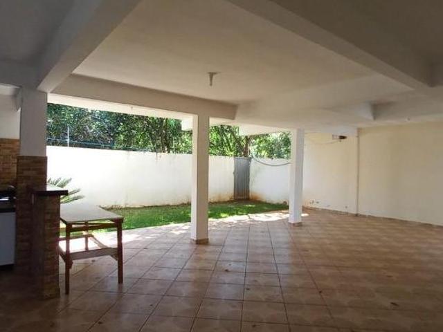 Venda Casa com 5 Dormitórios 2 Suites Oportunidade