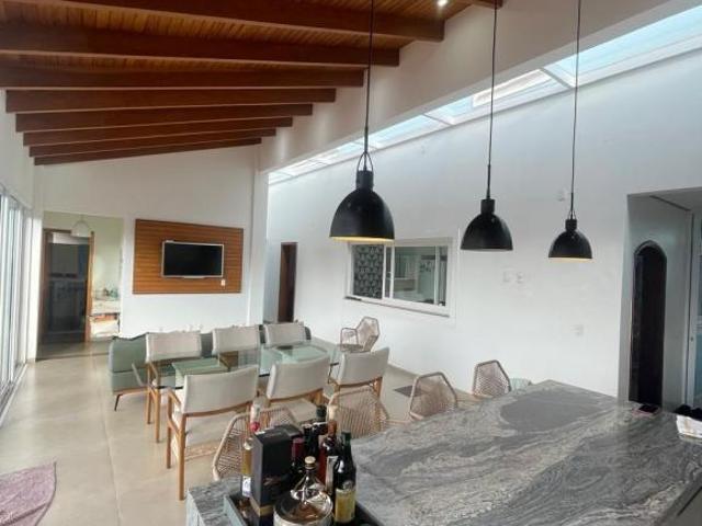 VENDA | Casa, com 3 dormitórios em Centro, Astorga