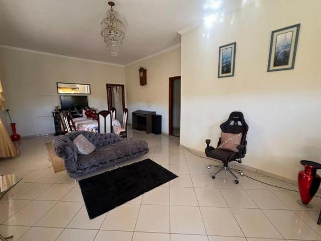 VENDA | Casa, com 3 dormitórios em Centro, Paranavaí