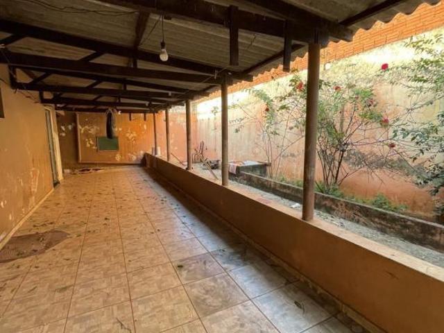 VENDA | Casa, com 3 dormitórios em Vila Olivia, Astorga