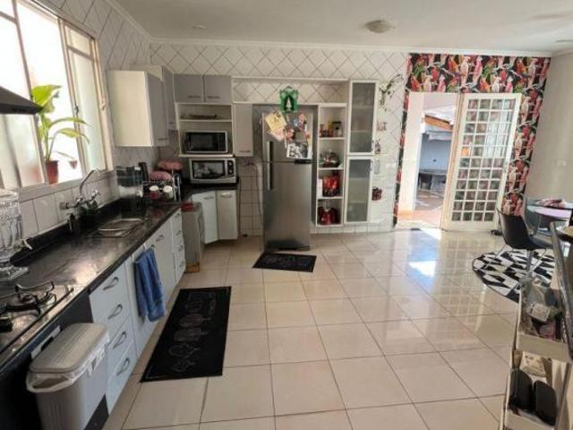 VENDA | Casa, com 3 dormitórios em Vila São Vicente, Paranavaí