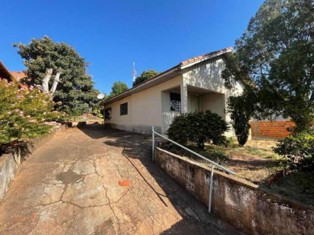 VENDA | Casa, com 3 dormitórios em ZONA IV, UMUARAMA