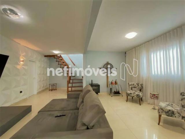 Casa Triplex Impecável à Venda – Lazer Completo, Terraço com Vista 360º