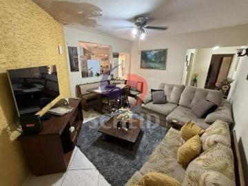Venda Casa térrea, 2 quartos, quintal, 03 vagas de garagem, área gourmet!