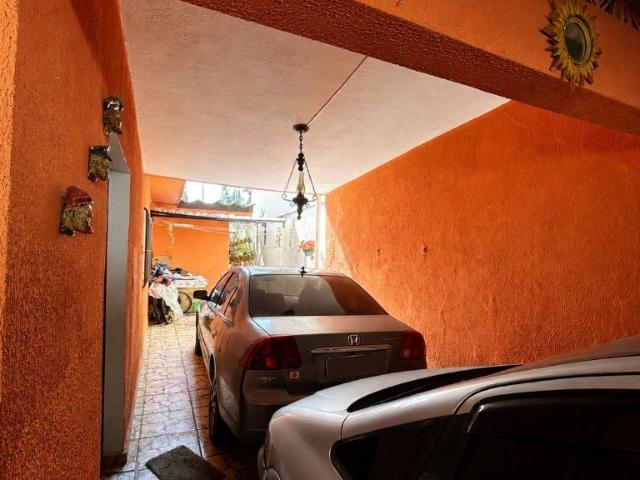 VENDA CASA TÉRREA NO JARDIM GUARAPIRANGA COM 200m² ÁREA CONSTRUÍDA E 250m² DE TERRENO