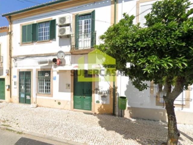 Venda conjunta de moradia e apartamento Financiamento até 100%