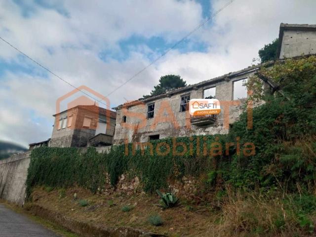 Venda de 2 Casas em pedra para reconstrução