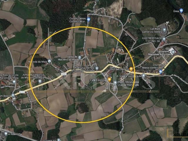 Venda de terreno, com possibilidade de construção em altura, em Macieira da Maia