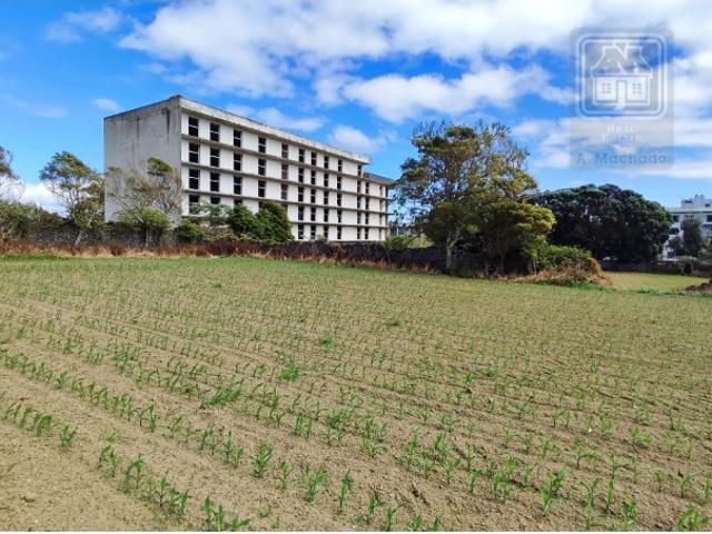 VENDA de TERRENO com potencial para construção São José, Ponta Delgada, Ilha de São Miguel, Açores