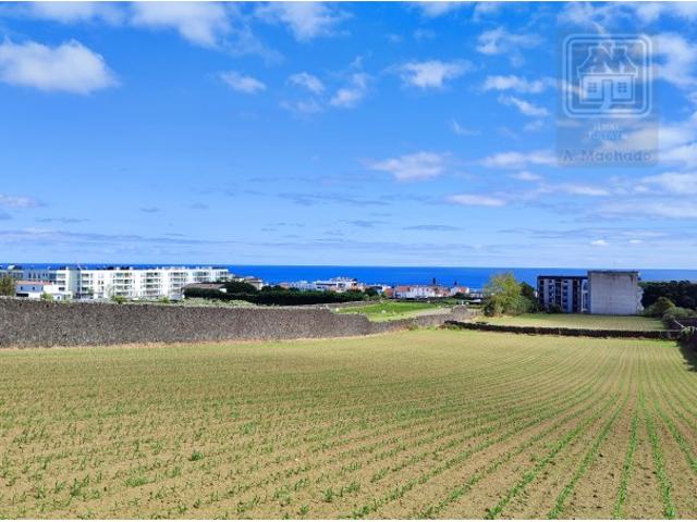 VENDA de TERRENO com potencial para construção São José, Ponta Delgada, Ilha de São Miguel, Açores
