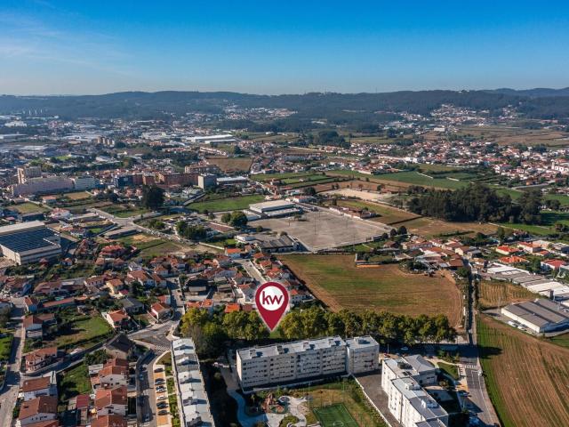 Venda de Terreno para Construção com 2.465 m² no Centro da Cidade da Trofa Finzes / ARU