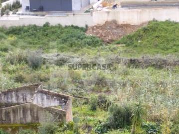 Venda de terreno para construção de lar, em Pedra Alta, Monte Estoril
