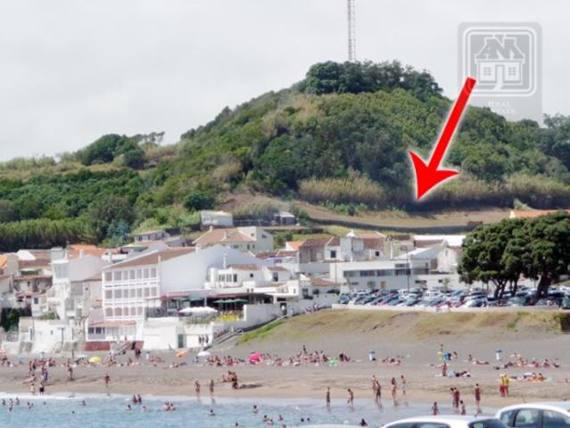 VENDA de AMPLO TERRENO junto à Praia das Milícias, com VISTA sobre o MAR, São Roque, Ponta Delgada
