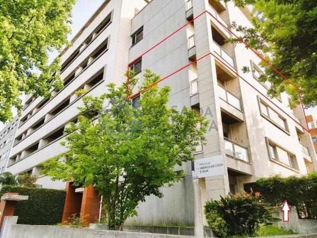 Venda de apartamento T3 Castêlo da Maia 138m² Castêlo da Maia