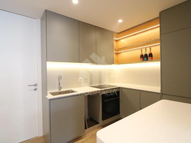 Venda de Apartamento T0 Novo, Mobilado e Equipado Centro de Braga, S. Vítor