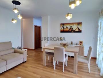 VENDA de APARTAMENTO T2 com VARANDA e VISTA MAR Quintas do Mar, Ribeira Grande, Ilha de São Miguel, Açores