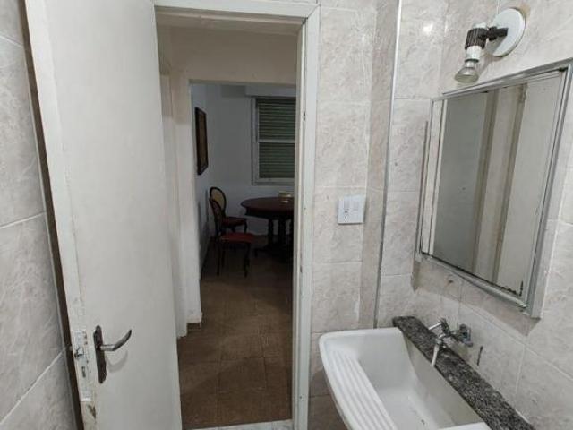 VENDA DE APARTAMENTO DE 2 QUARTOS DE 49M² FRENTE A PRAIA DA APARECIDA SANTOS !