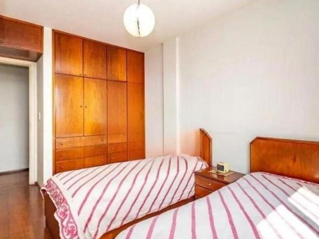 Venda de Apartamento de Luxo em Indianópolis, São Paulo SP: 3 Quartos, 4 Banheiros, 2 Vagas de Garag