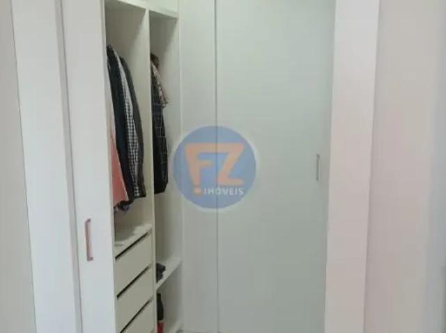 Apto no Regency Park