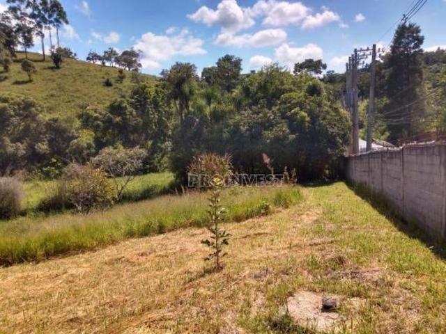 VENDA DE ÁREA NA REGIÃO DA GRANJA VIANA Área de 7.967m2, com área útil de 4.690,96m2 todo murado