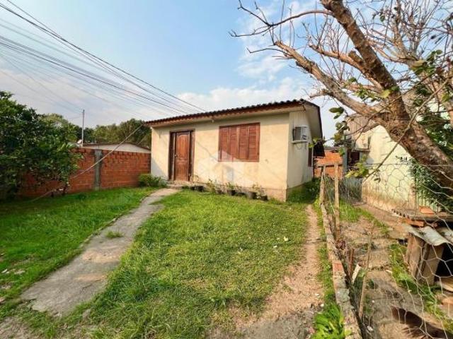 Venda de Casa com Terreno Amplo no Bairro Tancredo Neves 320 mil