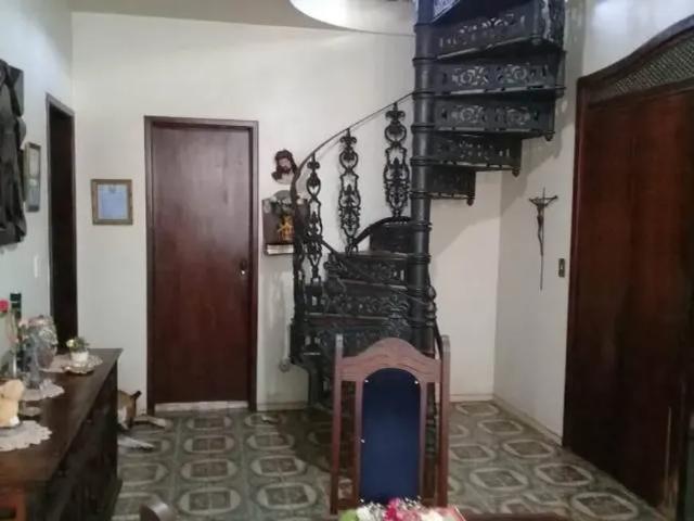 Venda de Casa em Belo Horizonte MG, bairro Ouro Preto e 360.00m² Área Terreno
