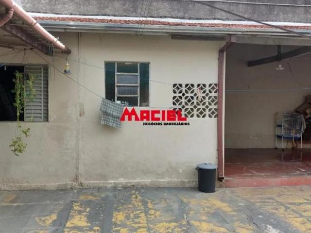Venda de Casa Padrão no bairro Vila Nair/ Vila Nova Conceição