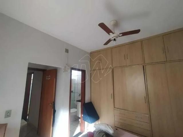 Venda de Casas / Padrão na cidade de Araraquara
