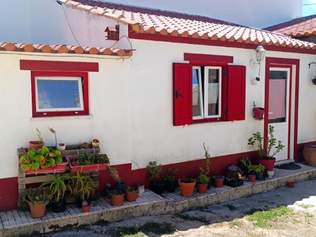 Venda de Conjunto Habitacional em Mafra T2 + 2 T0 com Ótimo Potencial de Rentabilidade