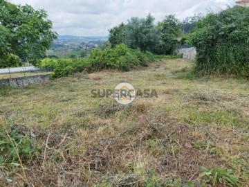 Venda de Moradia em estado de ruína em Jesufrei, Famalicão, com a área de 90 m2