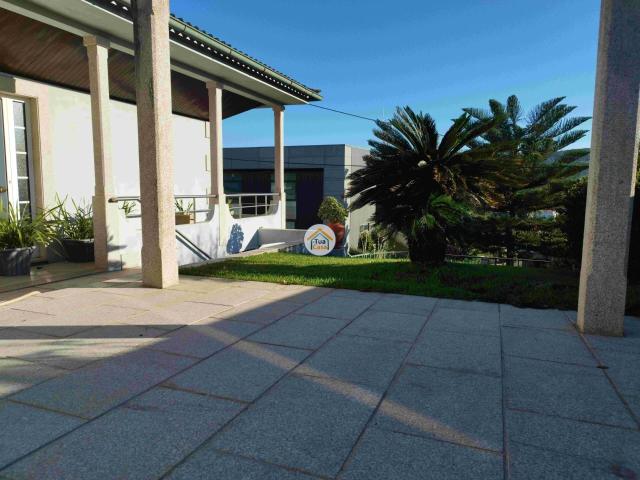 Venda de Moradia T3, Barcelos, Carreira
